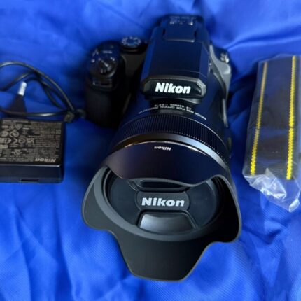 Nikon COOLPIX P1000 16MP 125x Optical Zoom 24-3000mm f/2.8 Digital Camera